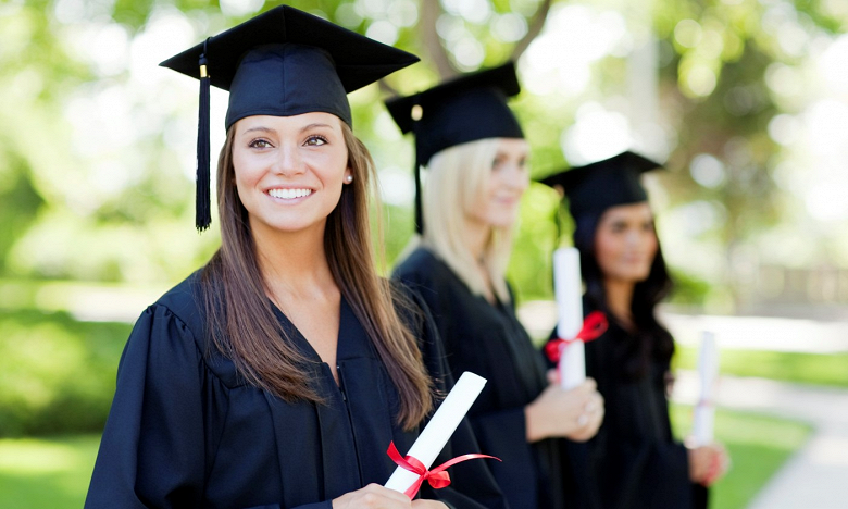 Сервис &laquo;Поступление в вуз онлайн&raquo; оказался очень популярным: через &laquo;Госуслуги&raquo; за сутки подали более 24 тысяч заявлений