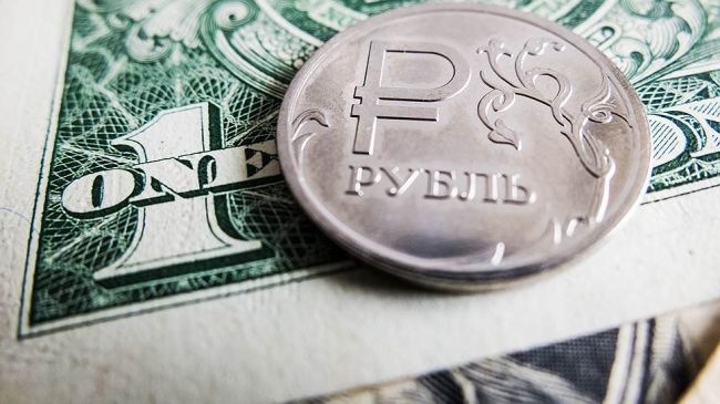 В Минпромторге назвали оптимальный курс доллара для российских компаний