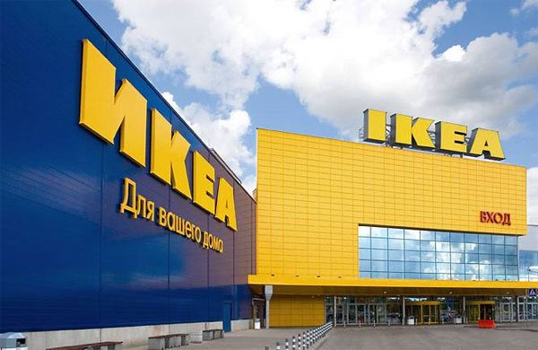 Плюшевая акула Блохэй грустит. Покупки на сайте Ikea.ru вновь недоступны