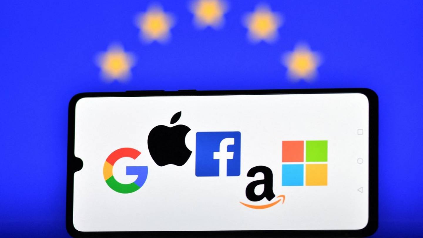 Apple и Google обязаны разрешить установку приложений со сторонних площадок в ЕС: что это значит для пользователя - 1