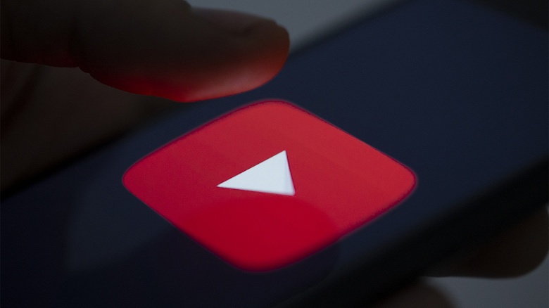 «Пусть YouTube работает», — сенатор Башкин заявил, что для блокировки YouTube пока нет серьёзных оснований