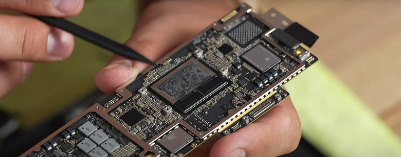 У нового MacBook Air на SoC M2 та же ахиллесова пята, что и у нового MacBook Pro — медленный SSD - 1 У нового MacBook Air на SoC M2 та же ахиллесова пята, что и у нового MacBook Pro — медленный SSD