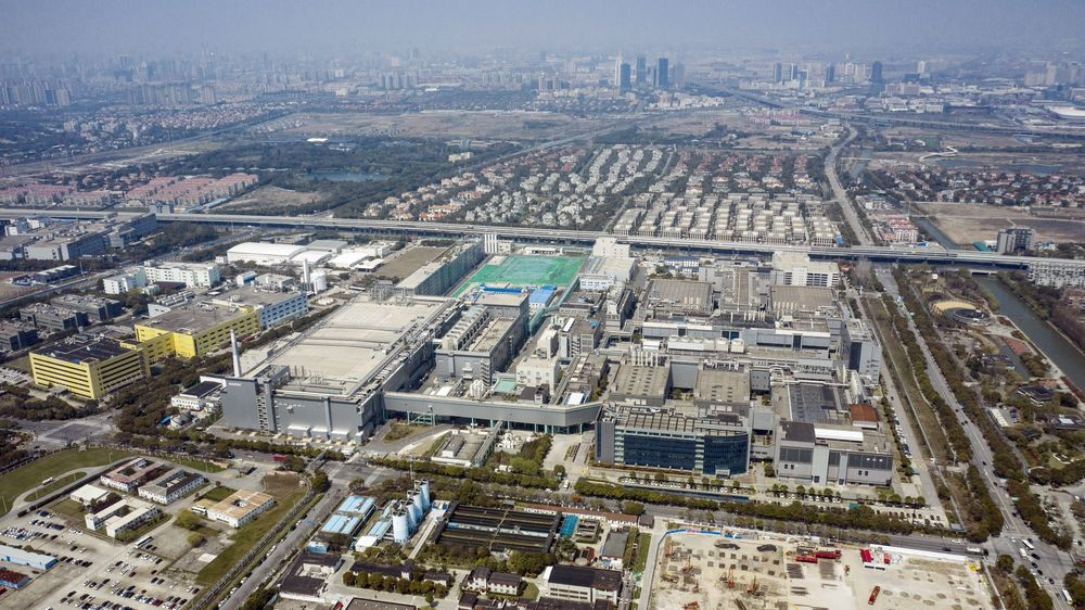 Китай продолжает развивать индустрию производства электроники: компания SMIC поставляет на рынок 7-нм чипы - 1
