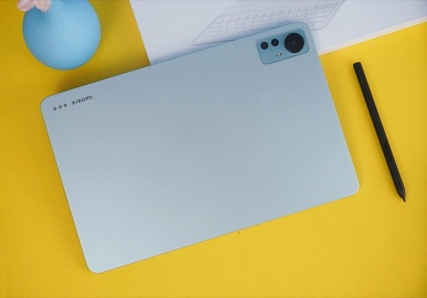 12,4 дюйма, 2,5К, 10 000 мА•ч, 67 Вт, 50 Мп и Snapdragon 870. Большой планшет Xiaomi Mi Pad 5 Pro 12.4 со стилусом и клавиатурой показали вживую со всех сторон