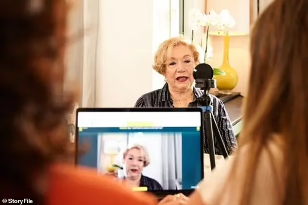 Появилась возможность &laquo;общаться&raquo; с умершими родственниками. Создатель технологии StoryFile поделился впечатлениями