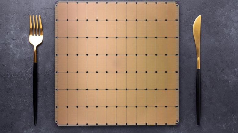 Intel говорит, что у чипов будет триллион транзисторов уже к концу десятилетия. Правда, такие решения есть уже сейчас