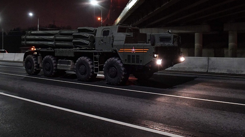 Российские реактивные системы залпового огня &laquo;Торнадо-С&raquo; начнут стрелять одноразовыми беспилотниками