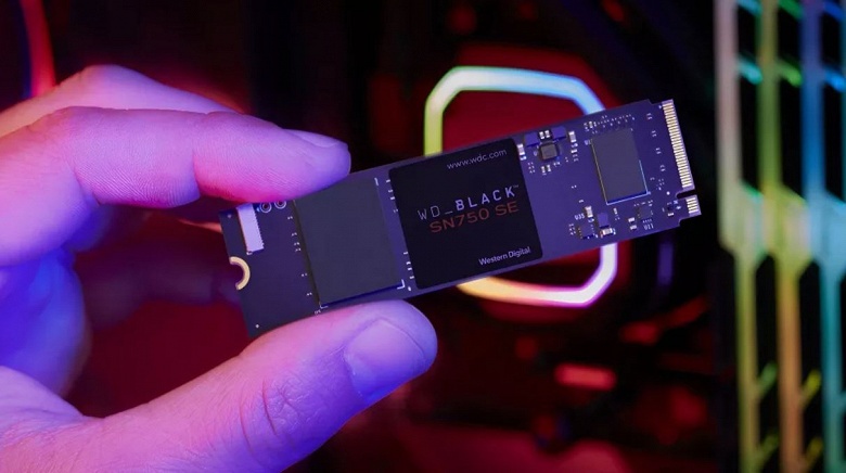 Видеокарты уже рекордно подешевели, на очереди &ndash; SSD. Контрактные цены на флеш-память NAND падают сильнее, чем ожидалось, на фоне слабого спрос на SSD и затоваривания складов