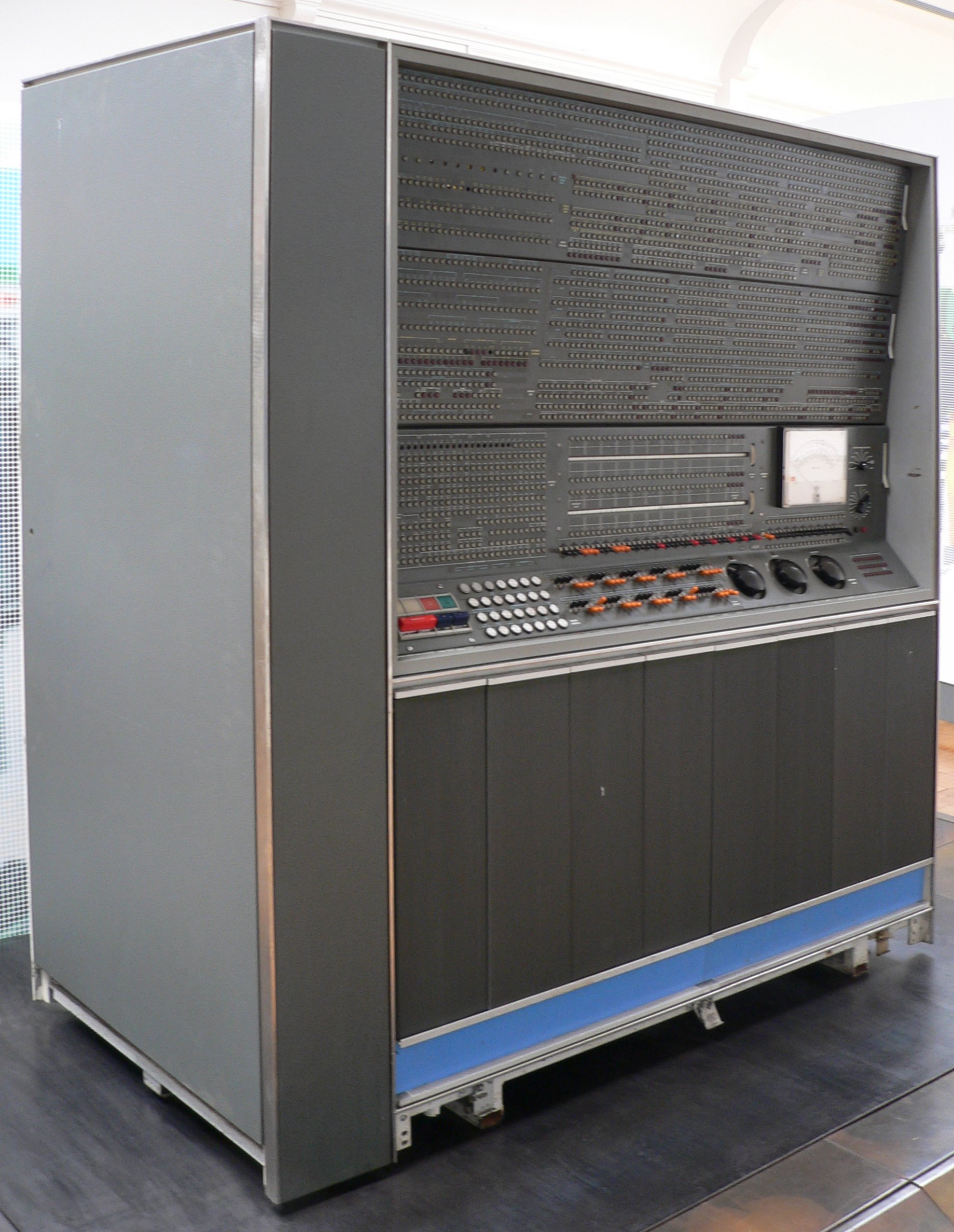 Самый мощный суперкомпьютер 60-х. Краткая история IBM Stretch - 5