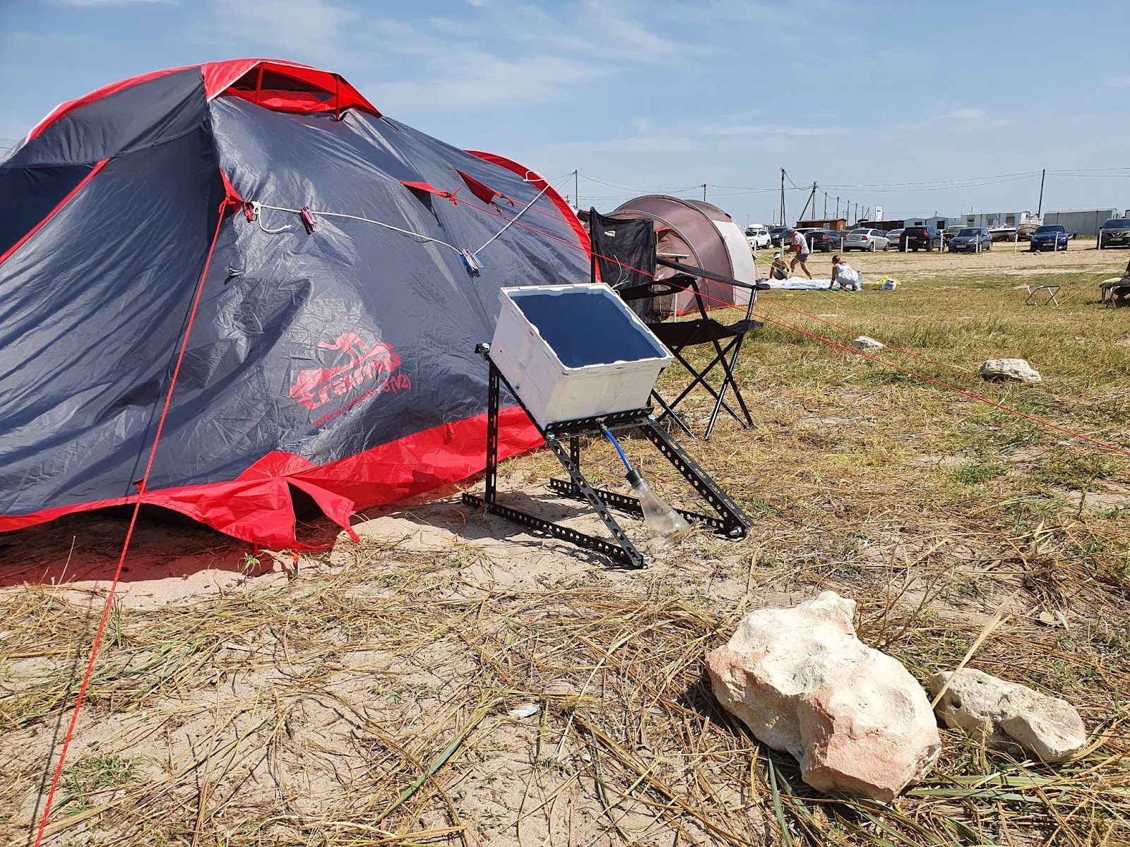 Работа второй версии устройства в палаточном лагере