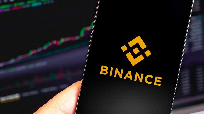 СМИ сообщили, что из-за санкций Binance может закрыть россиянам криптокошельки. Биржа опровергла эту информацию