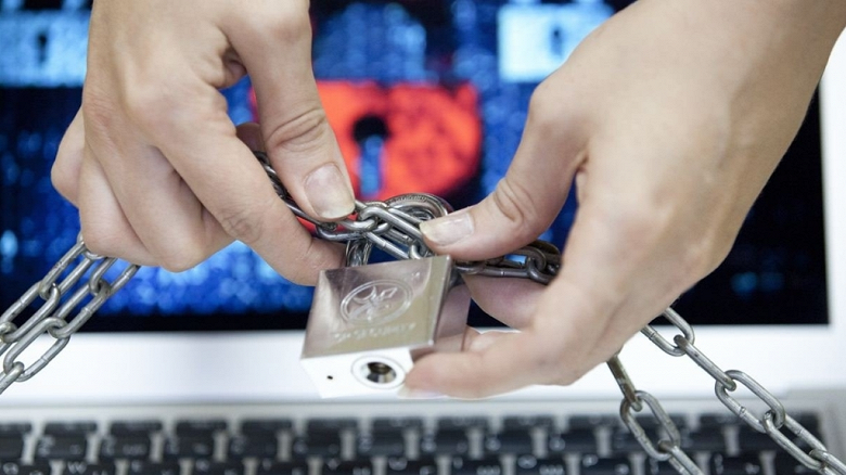 &laquo;Заблокируйте их&raquo;: сколько раз в Роскомнадзор обращались россияне за 2022 год