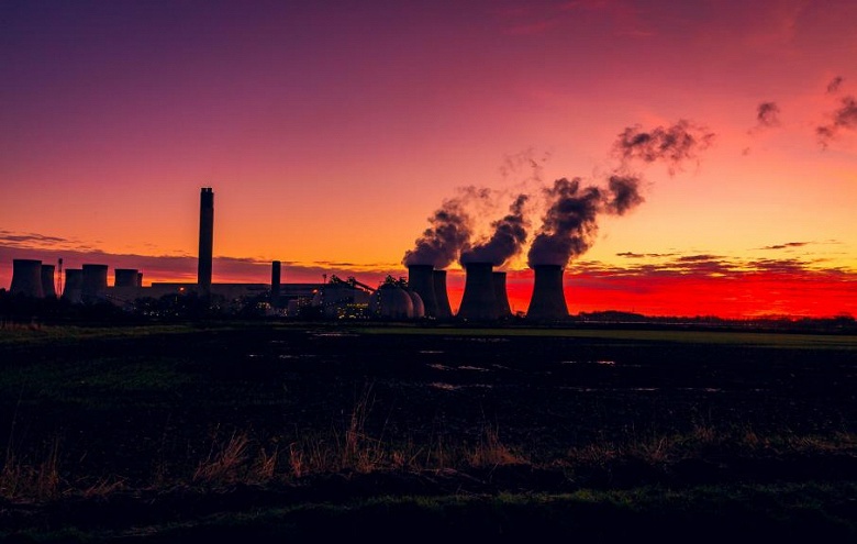 В США построят крупнейший в мире завод по удалению СО2 из атмосферы. Он будет в 120 раз больше аналогичного исландского завода, запущенного в 2021 году