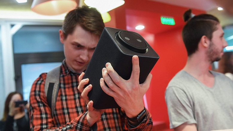 «Алиса» и «Маруся» пошли на рекорд. Спрос на умные колонки в России вырос на 80% - 1 «Алиса» и «Маруся» пошли на рекорд. Спрос на умные колонки в России вырос на 80%