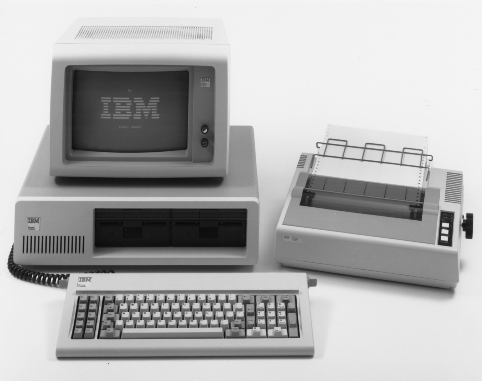 Персональные компьютеры модели. ПК IBM 5150. Модель IBM PC 5150.. IBM PC(модели IBM 5150. Первый персональный компьютер IBM 5150.