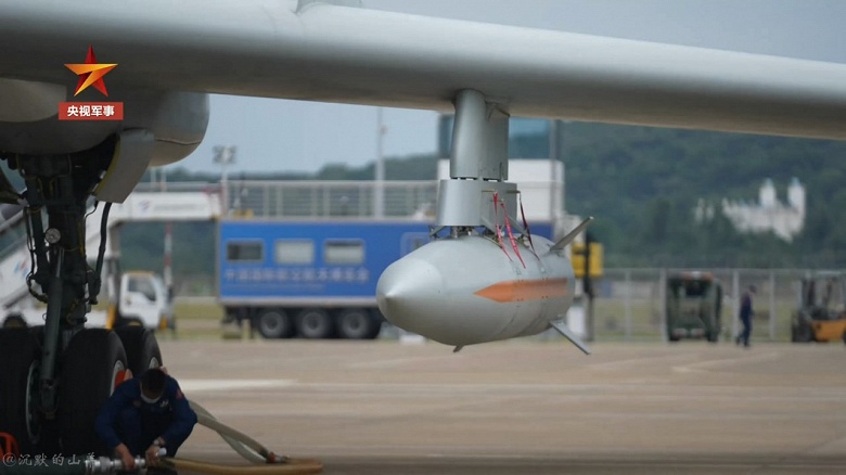 СМИ: Китай привез на выставку Airshow China 2022 гиперзвуковую ракету, напоминающую российские &laquo;Кинжалы&raquo;, чтобы предостеречь США