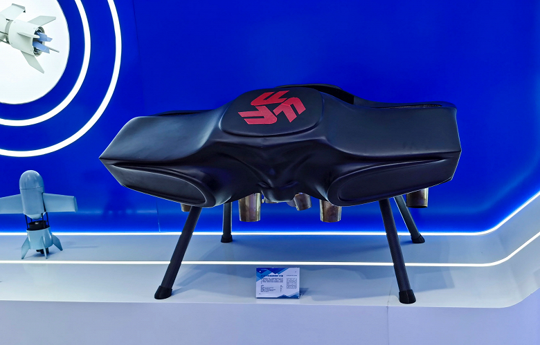 Представлен реактивный скейтборд, который сможет поднять человека на высоту до 3000 м - 1 Представлен реактивный скейтборд, который сможет поднять человека на высоту до 3000 м