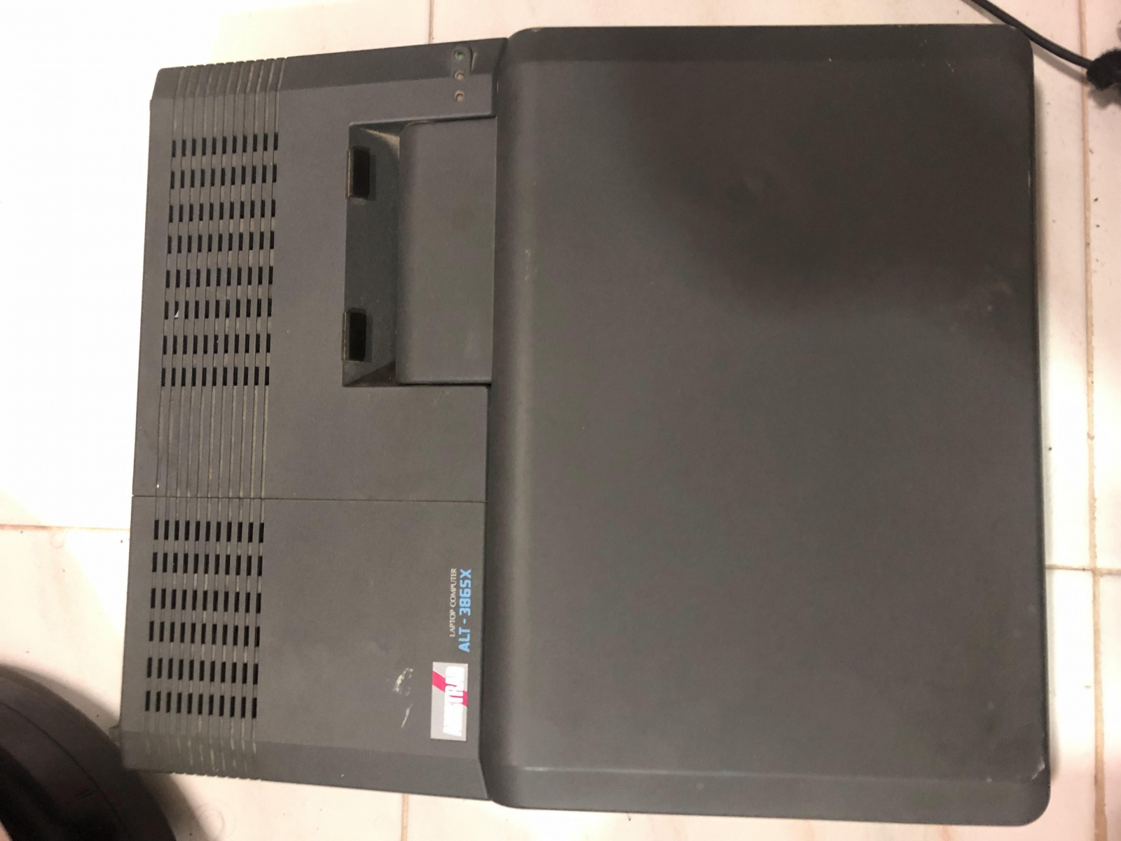7 килограммов портативности, или ноутбук Amstrad ALT-386SX из 1988 года. Часть 1 - 2