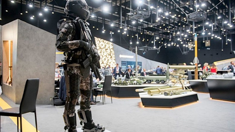 В России делают «костюм Железного человека» для военных - 1 В России делают «костюм Железного человека» для военных