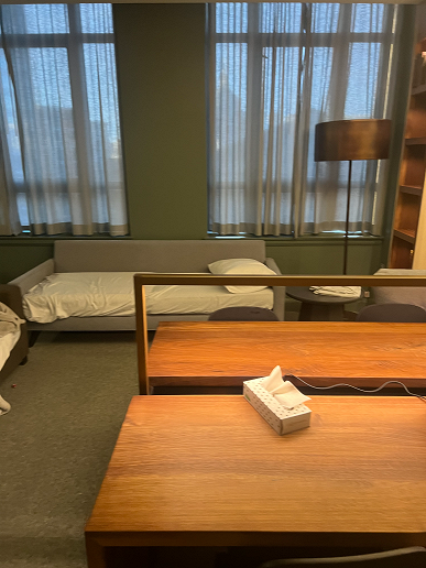 Илон Маск действительно переоборудовал офис Twitter под круглосуточную работу: появились фотографии спальных мест - 1 Илон Маск действительно переоборудовал офис Twitter под круглосуточную работу: появились фотографии спальных мест