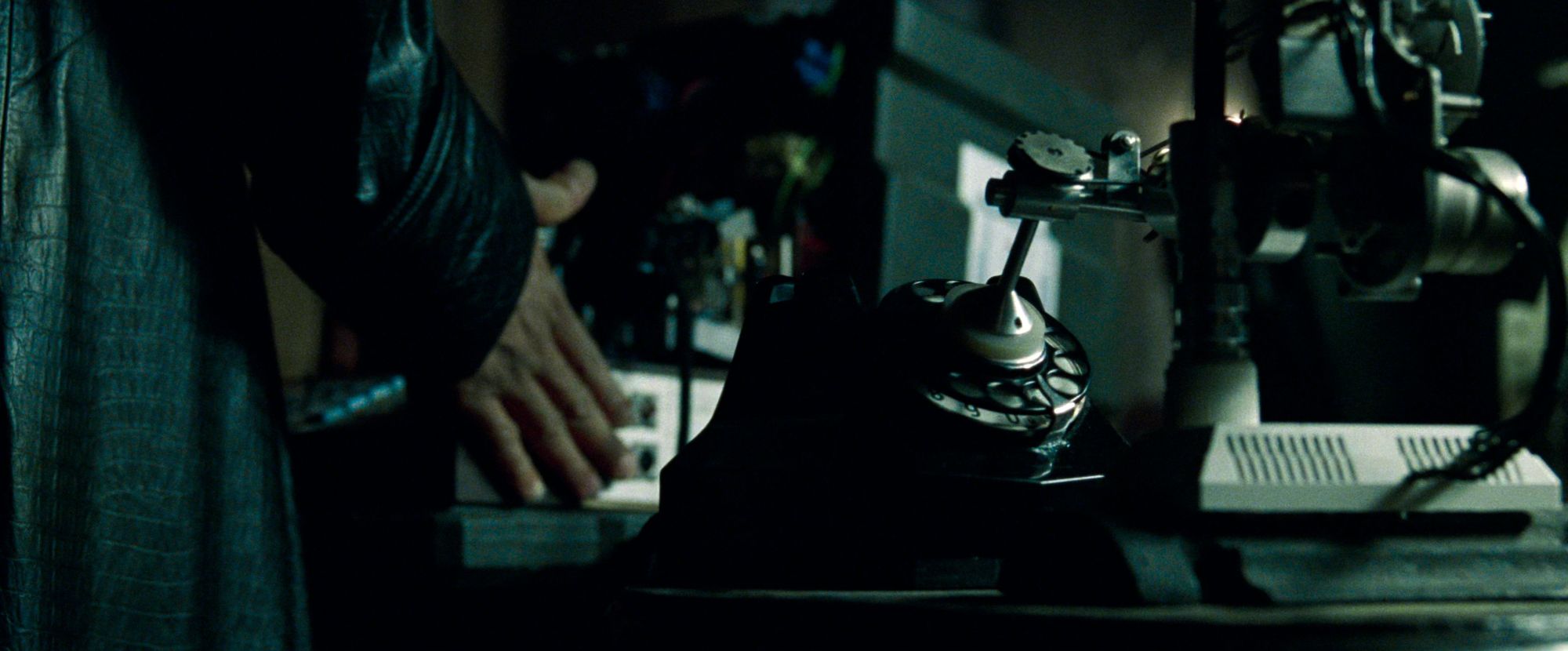 Ретротехнологии в фильме «Матрица» - 26 Ретротехнологии в фильме «Матрица» - 26