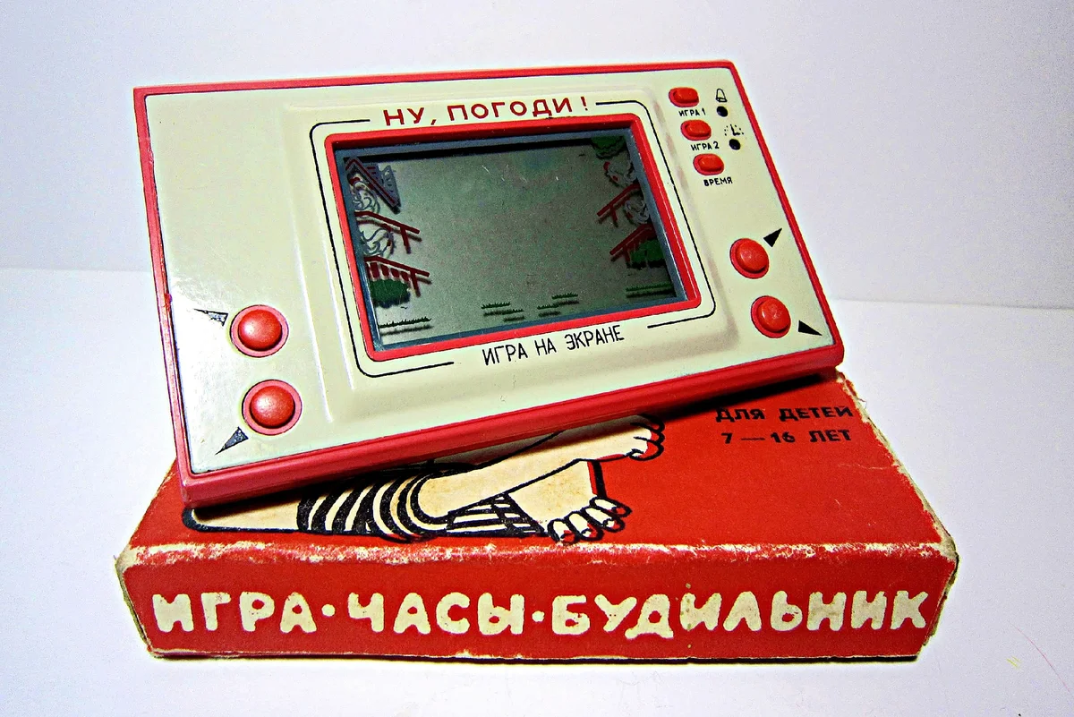 «Ну, погоди!» и остальные: немного ностальгической истории о советских карманных электронных играх - 1