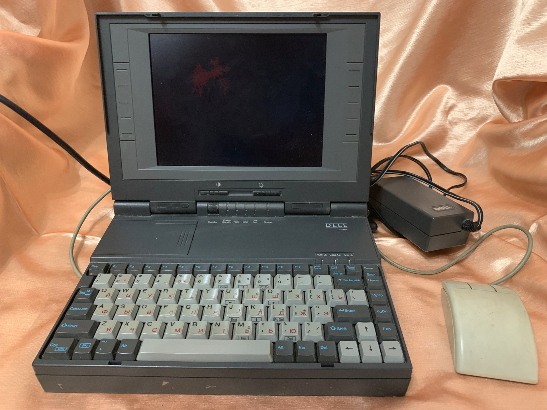 Много лет тому назад: обзор винтажного ноутбука Dell 320N - 1