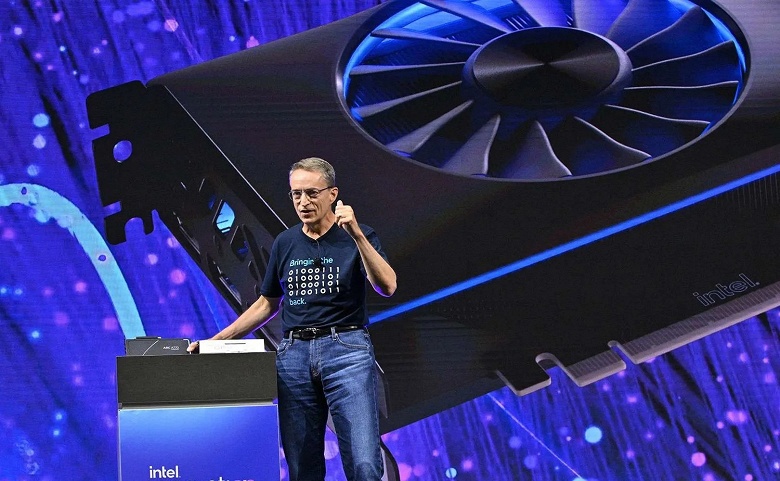 Intel надеется, что в этом году сможет стабилизировать ситуацию относительно конкуренции с AMD, но не все аналитики в это верят
