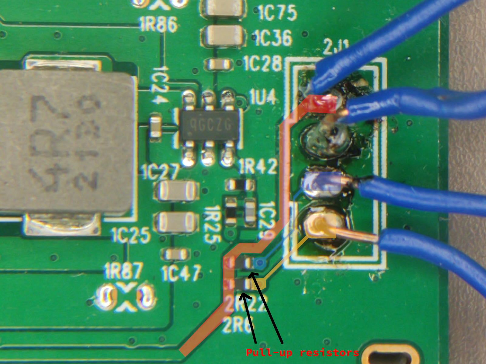 Цветные PCB дорожки, ведущие к загадочному разъёму