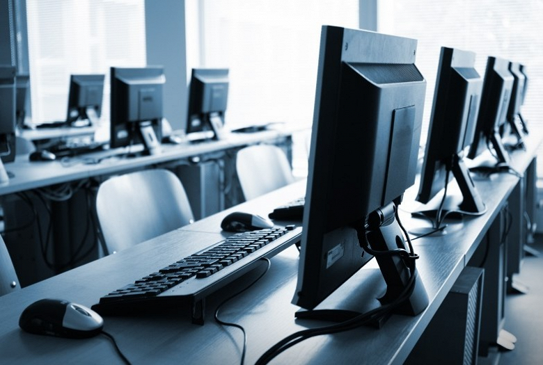 Федеральным ведомствам приказали перейти на мессенджер и другие сервисы от VK до 1 мая - 1 Федеральным ведомствам приказали перейти на мессенджер и другие сервисы от VK до 1 мая