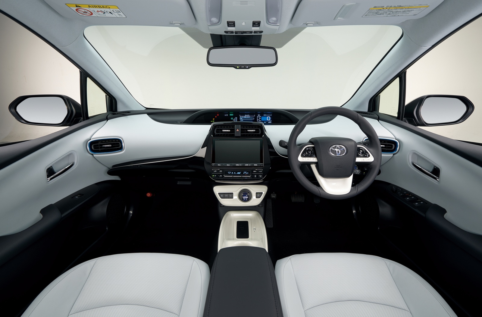 Абсолютно новый Toyota Prius 2023 (пятое поколение). Так ли экологичны гибриды и электромобили? - 5