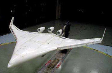 BWB-450 в трубе Центра Ленгли 14х22 фута