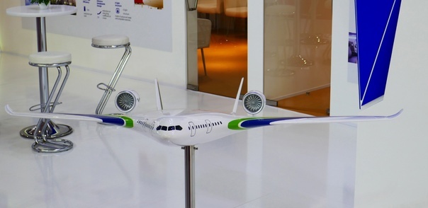 Макет китайского BWB на МАКС-2019