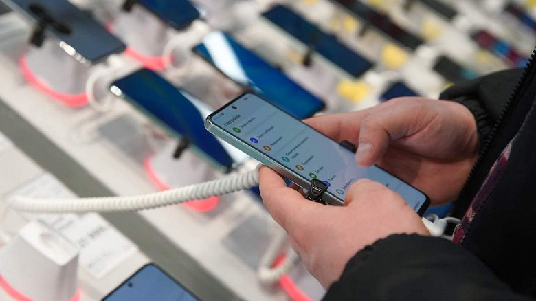 От дефицита к изобилию: в России переполнены склады с техникой - 1 От дефицита к изобилию: в России переполнены склады с техникой