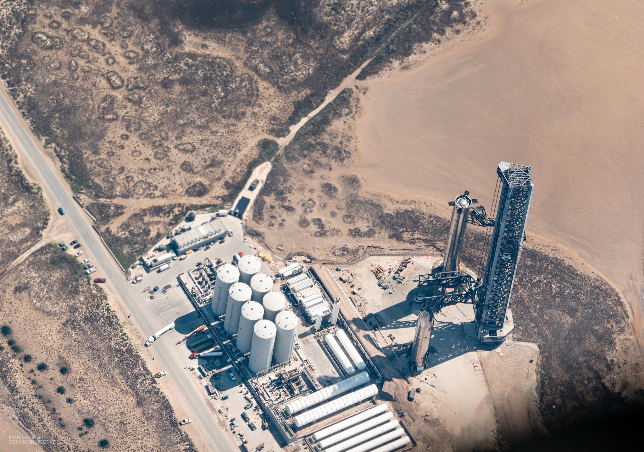 Первый тестовый полёт Starship Super Heavy - 10 Первый тестовый полёт Starship Super Heavy - 10