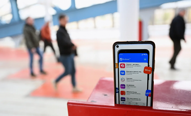 Поддельные RuStore и &laquo;Сбербанк Онлайн&raquo; (SBOL) появились в Google Play