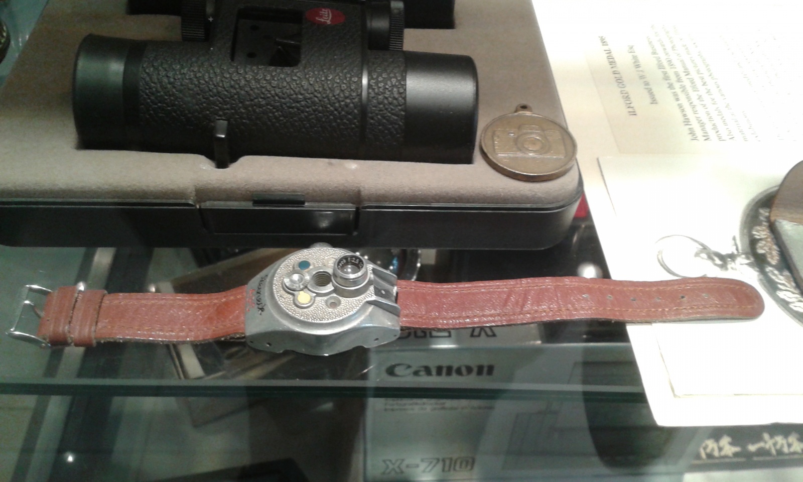 Шпионские страсти: самые странные и причудливые приспособления на службе разведок ХХ века. Часть 1 - 23 Шпионские страсти: самые странные и причудливые приспособления на службе разведок ХХ века. Часть 1 - 23