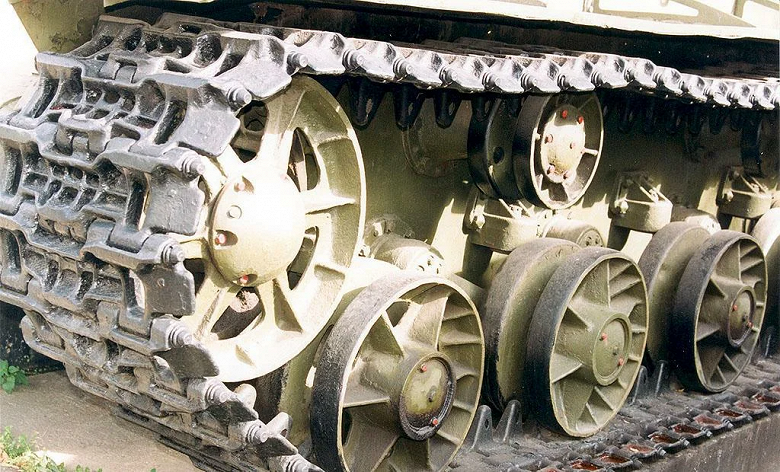 В России усовершенствовали сталь Гадфильда, используемую для гусениц танков и решёток, которые невозможно перепилить