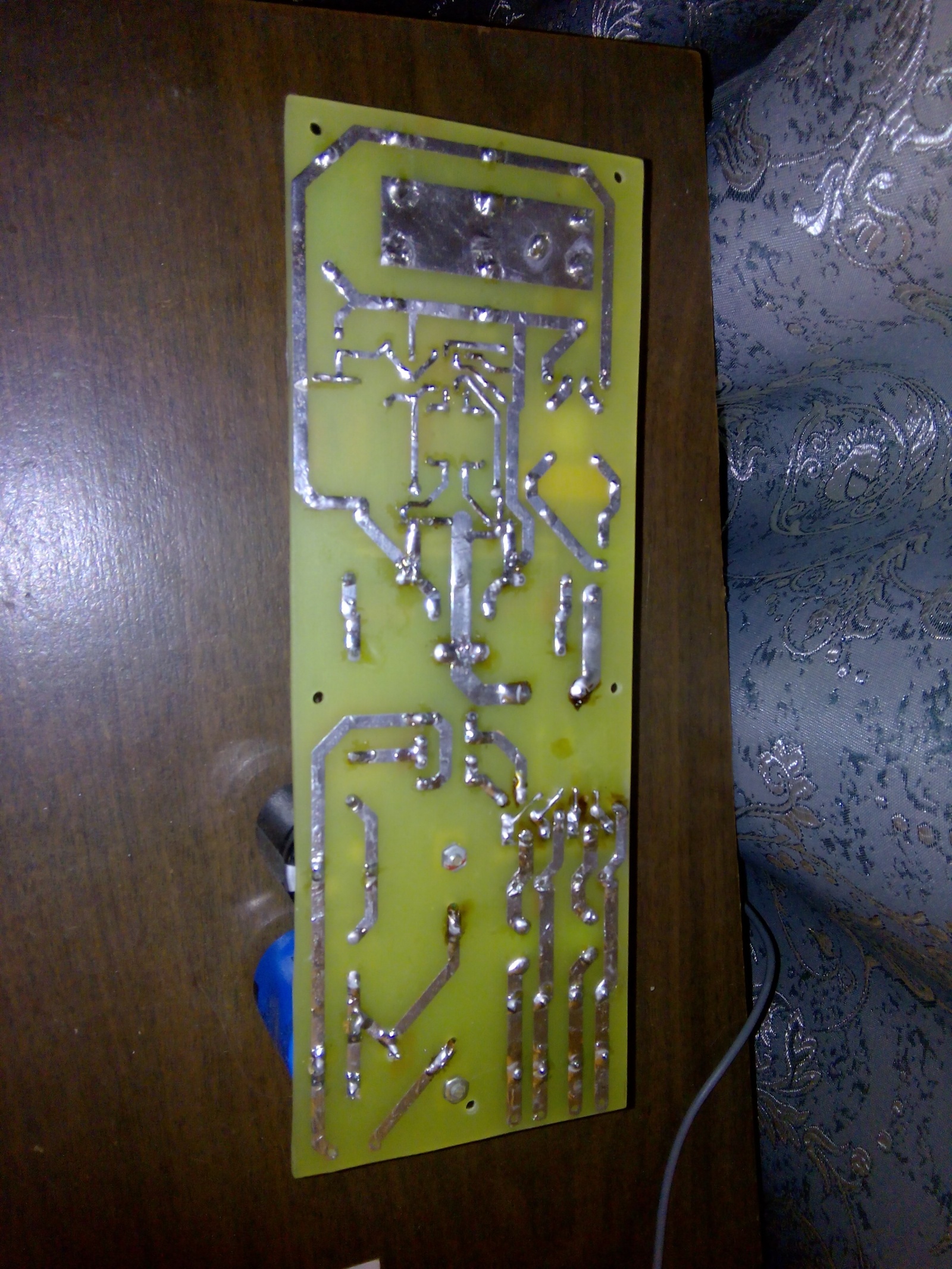 Нестабилизированный AC-DC источник питания. IR2153 - 10 Нестабилизированный AC-DC источник питания. IR2153 - 10