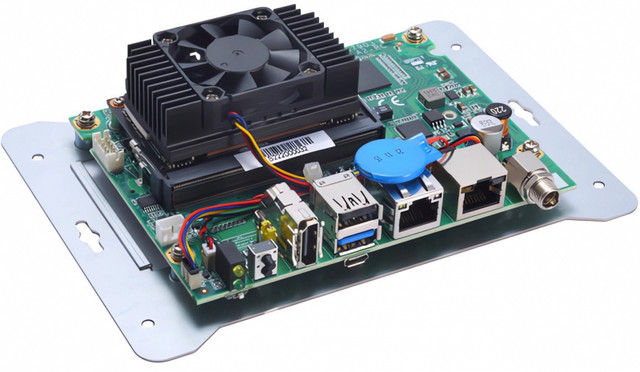 Больше одноплатников, хороших и разных: новые модели начала лета 2023 года - 11 sm-ax-800-1