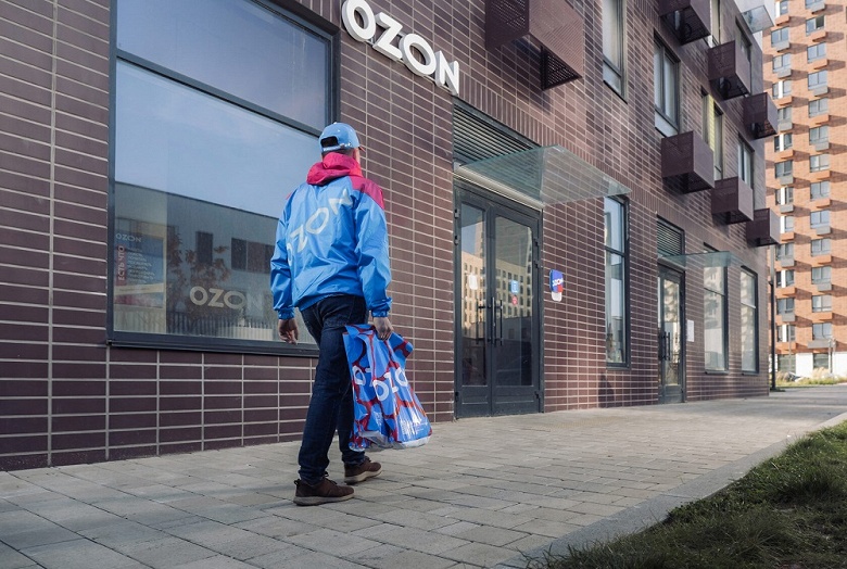 Ozon заставит продавцов платить за размещение подделок и других запрещённых товаров