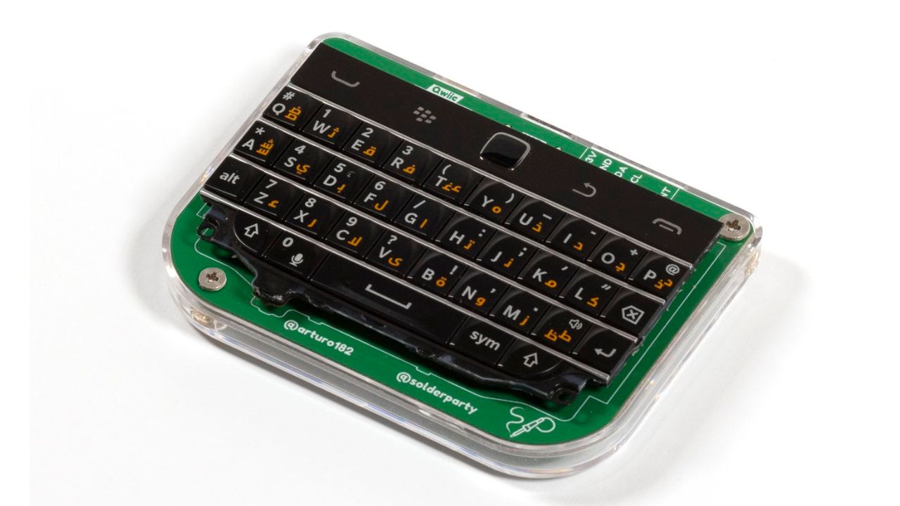 Если BlackBerry не идет к пользователям, то пользователи идут к BlackBerry: проекты с запчастями и-или идеями «ежевички» - 6 image