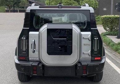 254 л.с., 8-ступенчатый &laquo;автомат&raquo;, полный привод, в России &ndash; в 2024 году. В Китае засняли серийный внедорожник Jetour Traveller