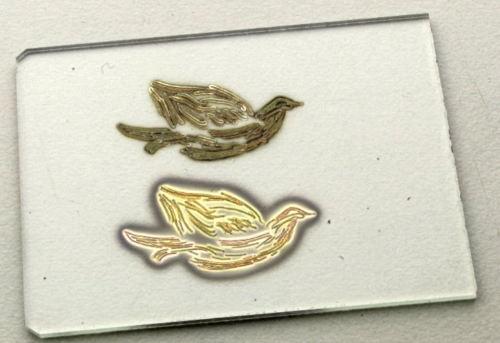 Рисунок «Солнечные крылья» в стиле контурного рисунка — пример, как можно использовать разноцветную маркировку в искусстве. Фото из личного архива исследователя. 