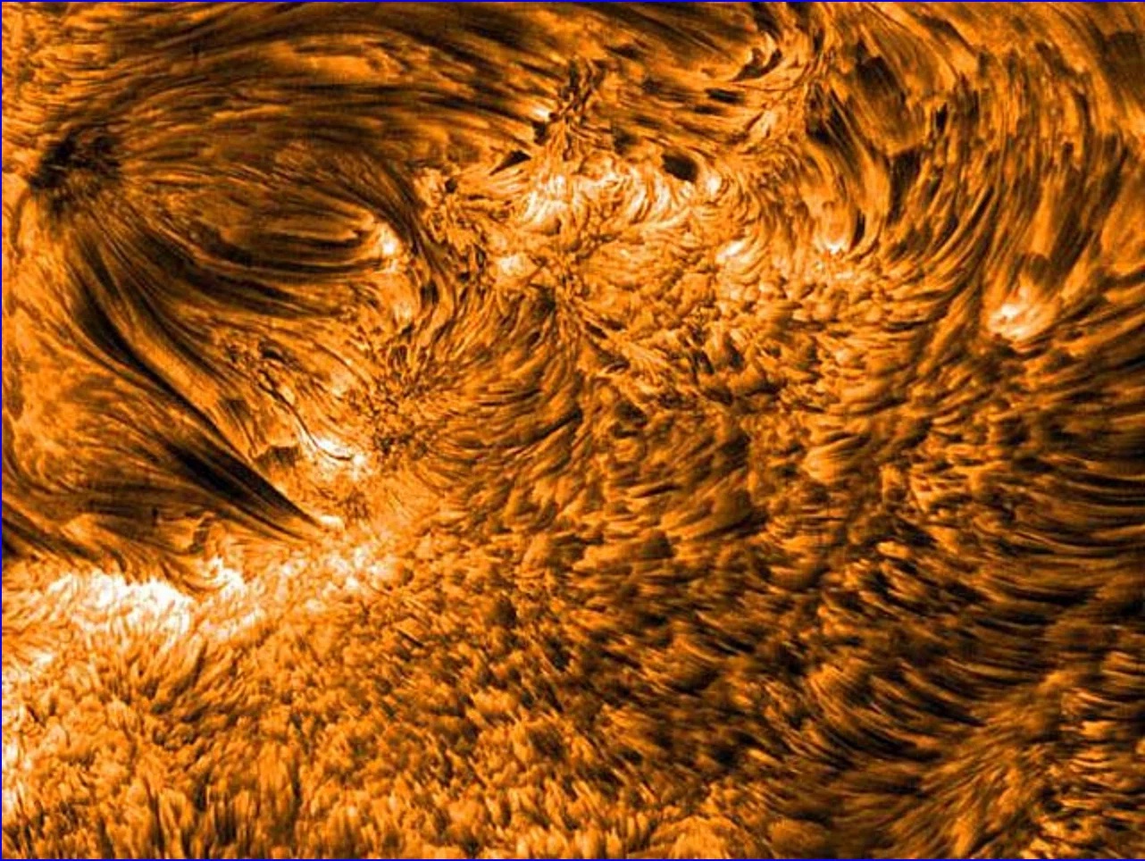 10 000 дней солнечной и гелиосферной обсерватории (SOHO), о Солнце, нужна ли дата-центрам защита от солнечных бурь? - 11