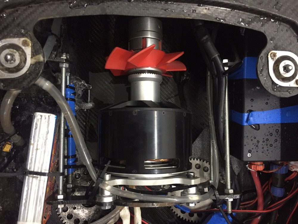 От «из мха и шишек» до продукта | Постройка электросерфа и гидрофойла - 3 image