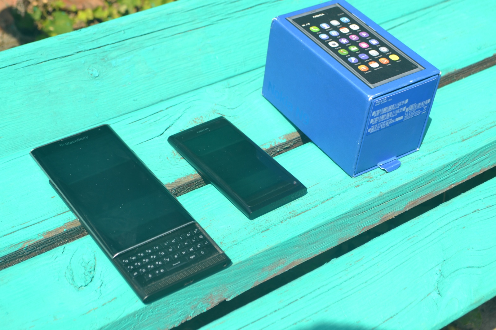 Nokia N9 — уникальный Linux-смартфон, опередивший своё время на много лет вперед - 3 image