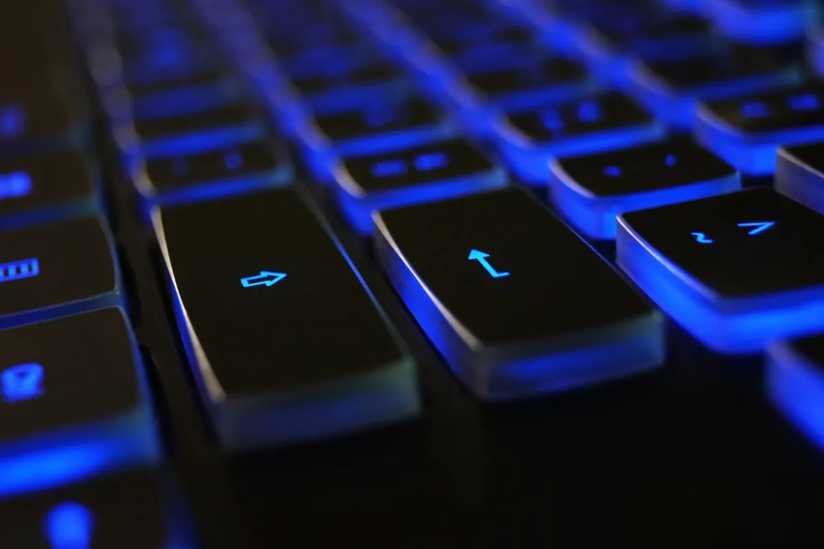ИИ научился взламывать пароли с помощью звука клавиатуры - 1