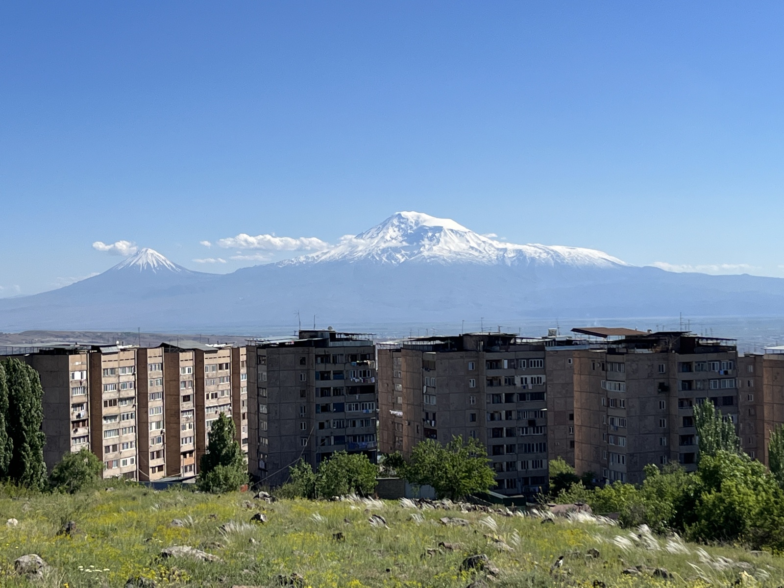 Район "Нор Норк" в Ереване, не Швейцария, но как-то роднее