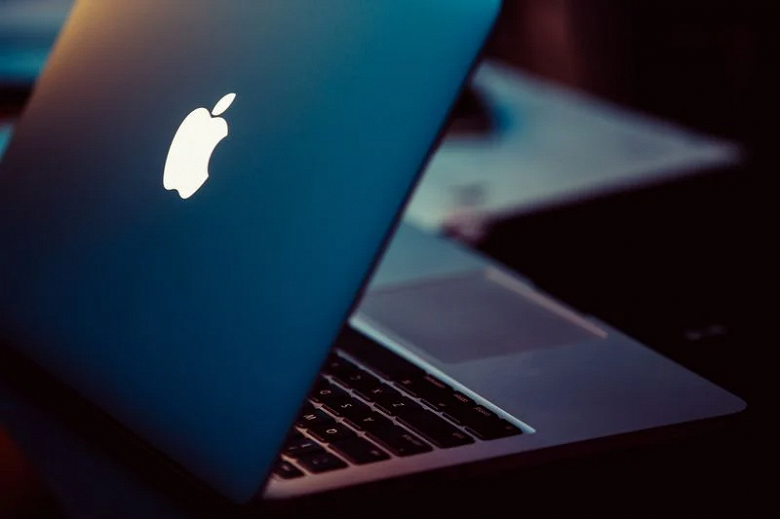Apple готовит дешёвый MacBook, который сможет конкурировать со «студенческими» Chromebook